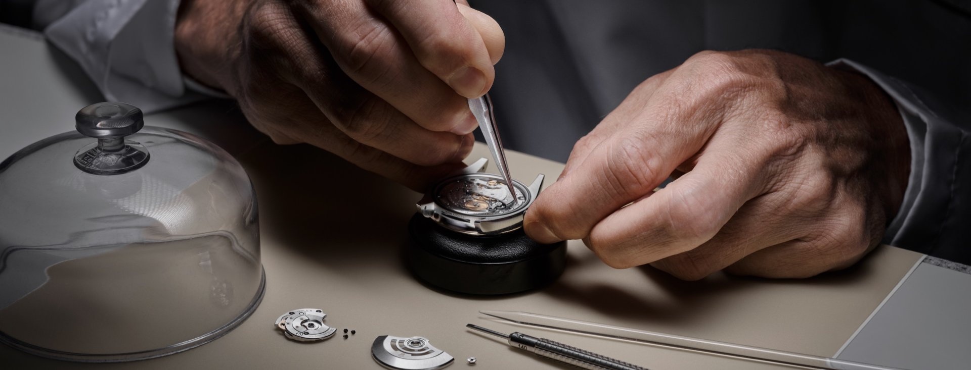 rolex-servicing-sav_1910dh_005-portrait