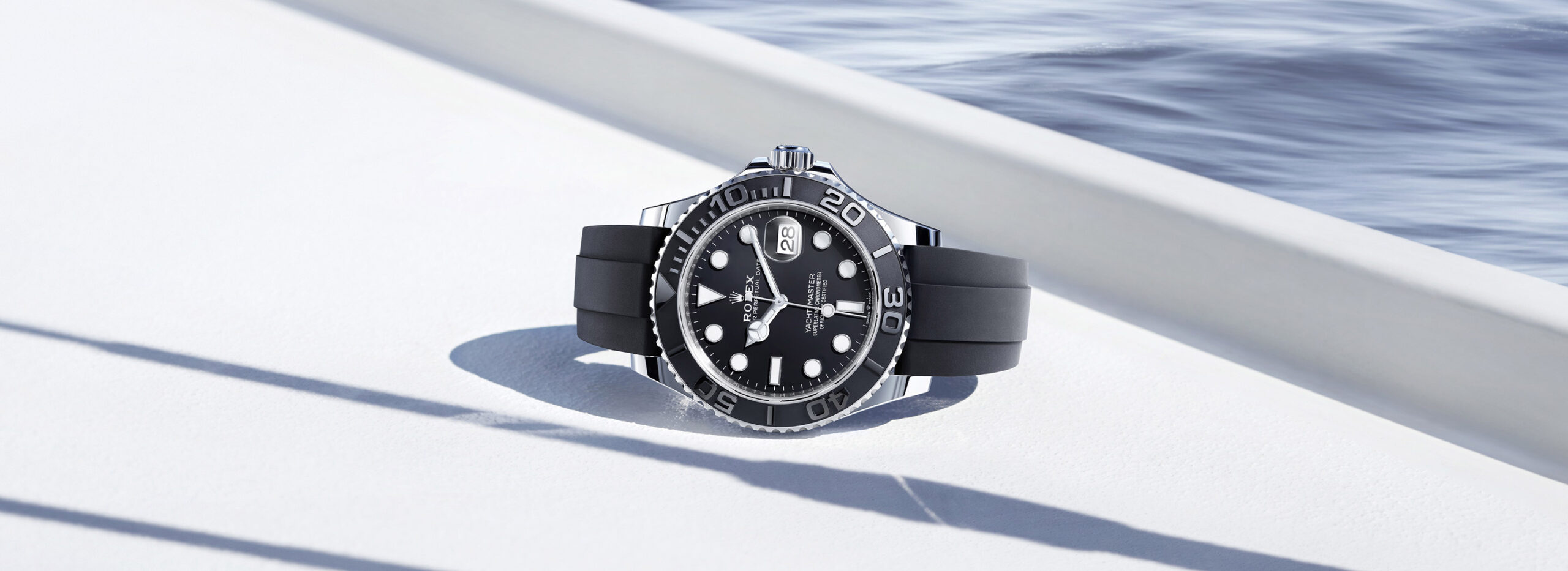 rolex-submariner-m126613lb-0002_2206es_001_xl-landscape