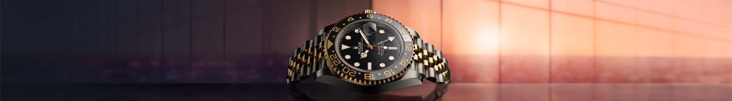 The Cosmopolitan Watch Banner - Washington Watches