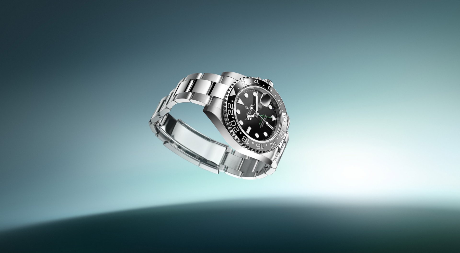 rolex-gmt-master-m126710grnr-0003_2401jva_002_rvb_portrait