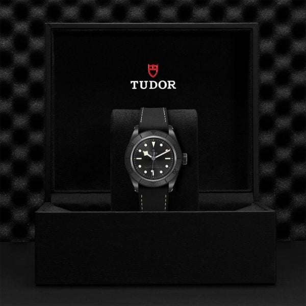 TUDOR Black Bay Ceramic M79210CNU-0001 - Image 5
