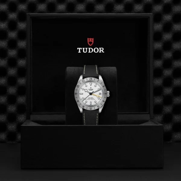 TUDOR Black Bay Pro M79470-0006 - Image 5